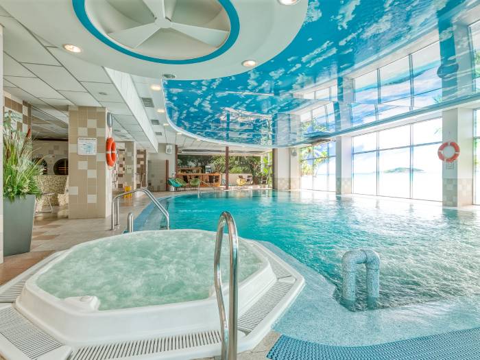 Unimars Hotel & SPA Riga - Elamused Riias